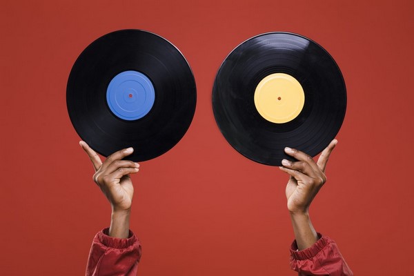 Discographie, Ajaccio, CĖLINE CADDEÖ